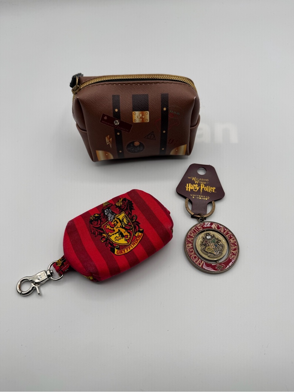 Harry Potter Gryffindor Red Stripe Key Pouch with Medallion Keychain